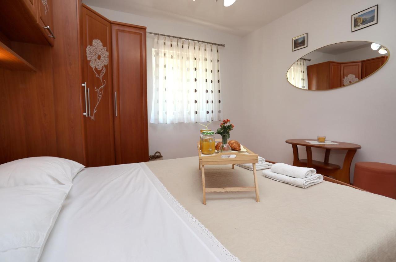 Vila Kuzmanic Trogir Exterior foto